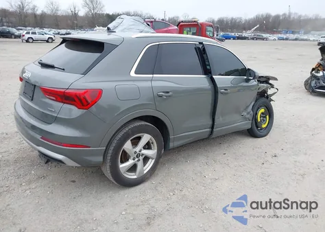 2022 Audi Q3 Premium 40 Tfsi Quattro Tiptronic from USA, damaged, VIN WA1AUCF37N1096376